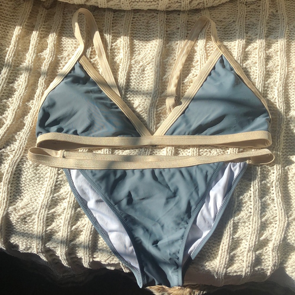 Cupshe xl green and gold bikini